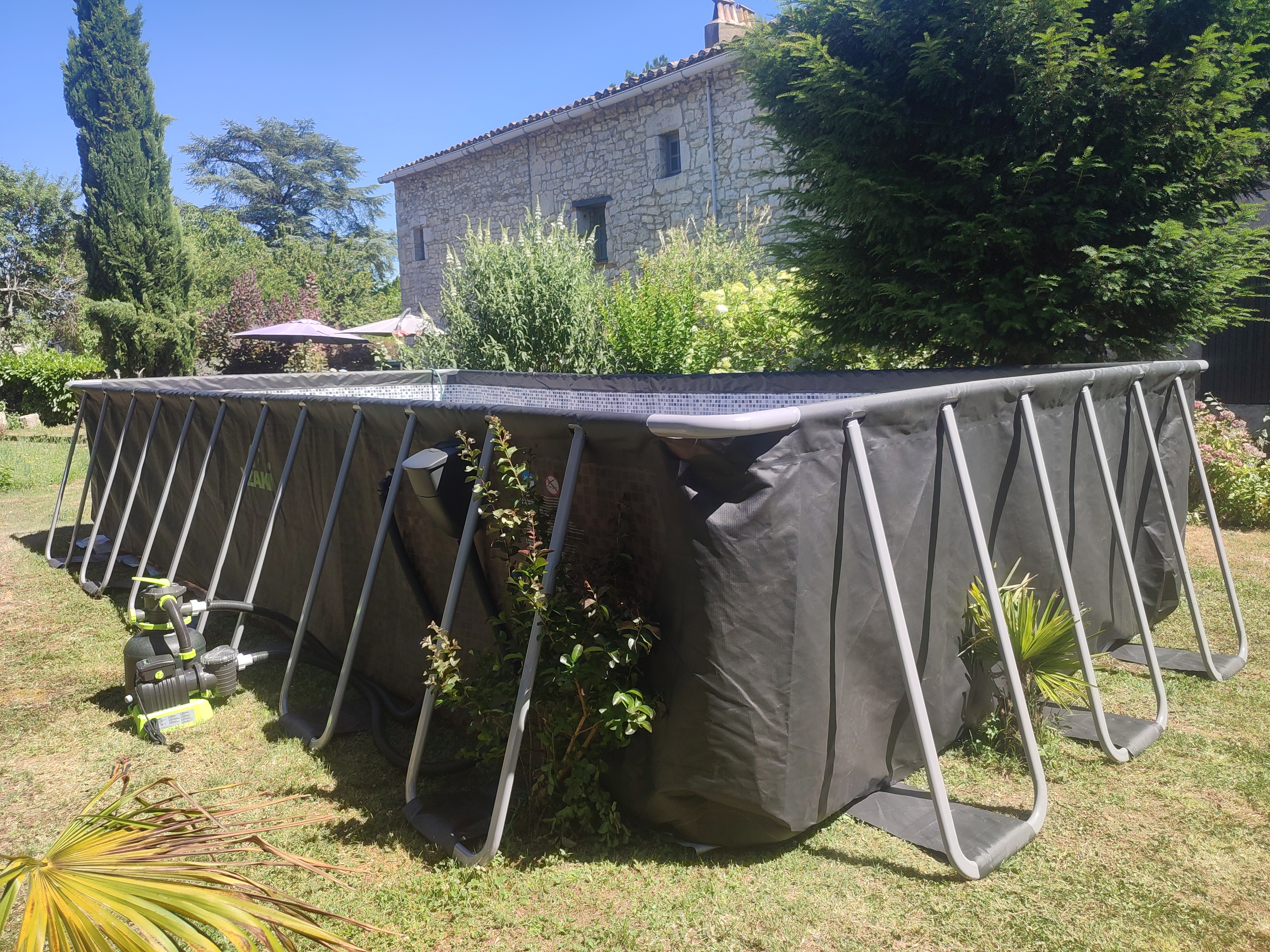 Montage d'une piscine tubulaire